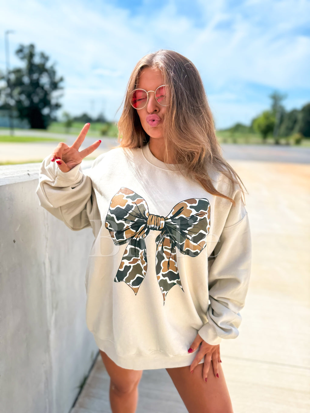 PREORDER Duck Camo Bow Sand Graphic Crewneck