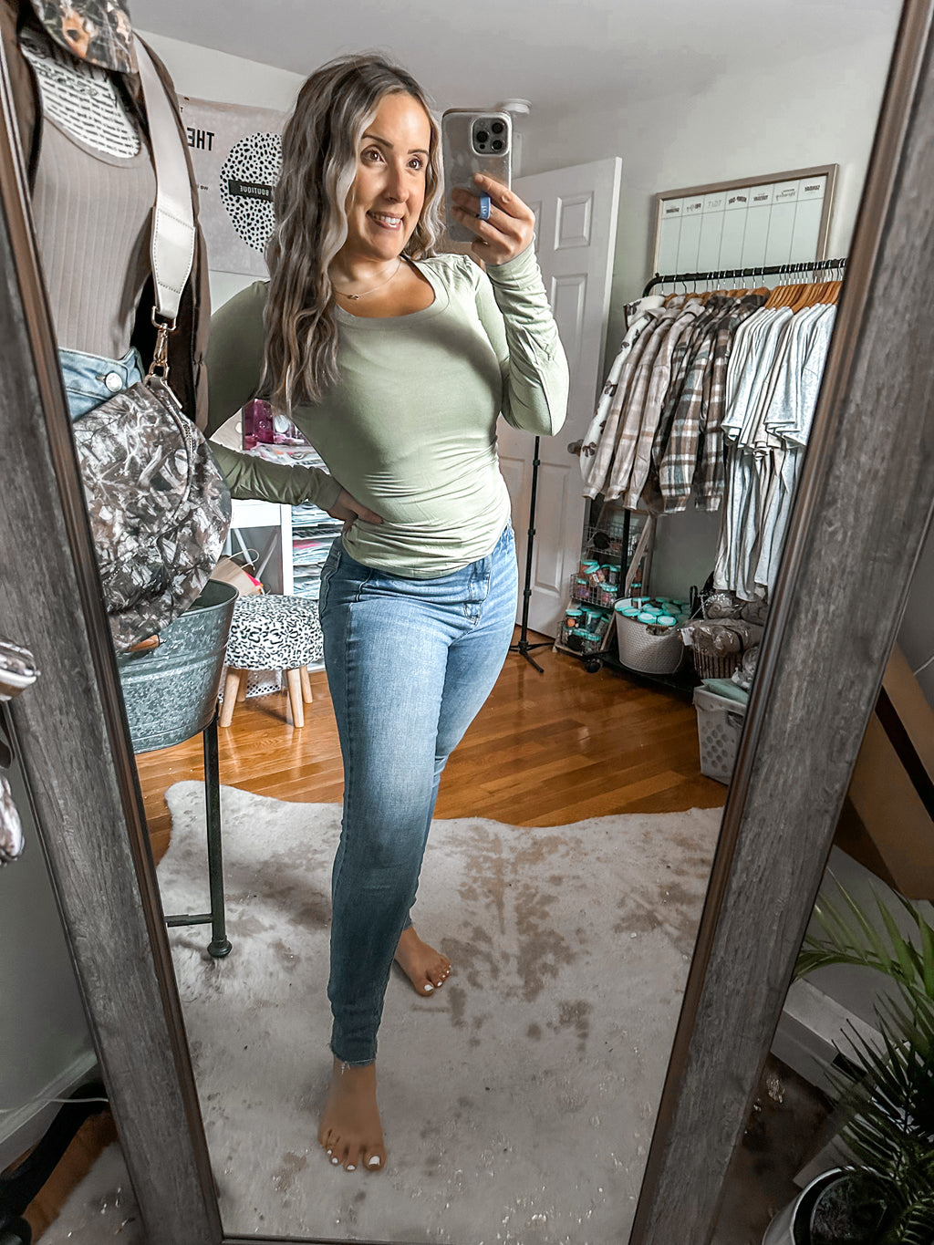 Infinity Basic Green Long Sleeve Top