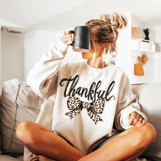 Thankful Leopard Bow Sand Unisex Sweatshirt