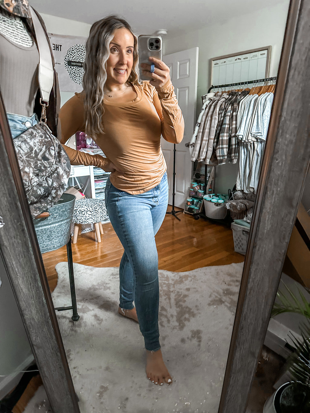 Infinity Basic Chestnut Long Sleeve Top