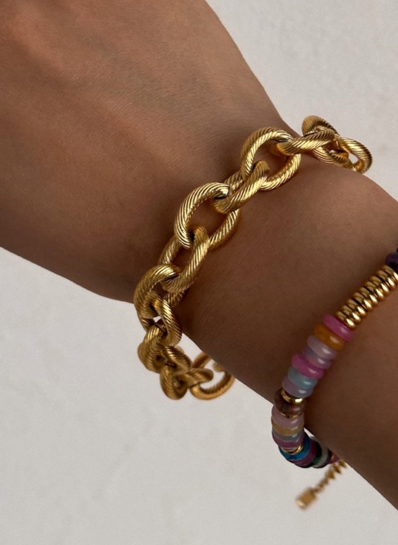 The Aviana Gold 18K Chunky Chain Link Bracelet