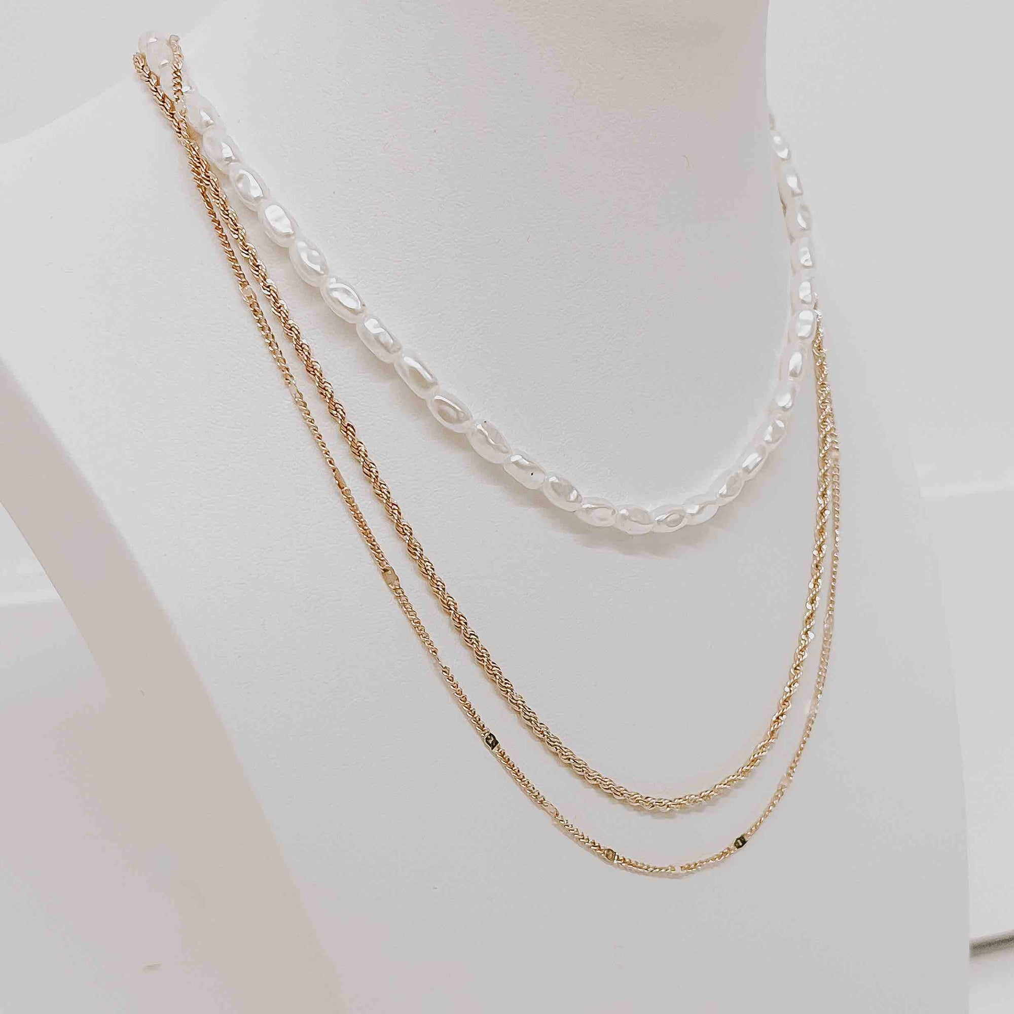 Oh My Pearl Layered Chain Necklace