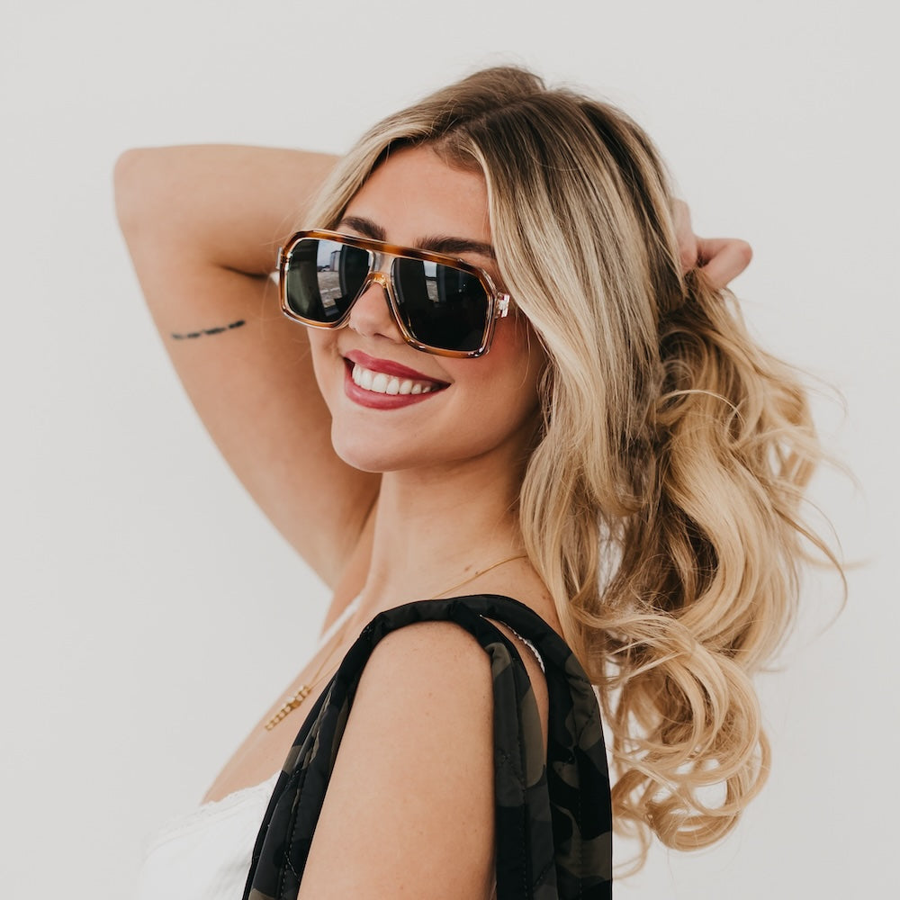 The Leah Retro Oversized Aviator Sunglasses