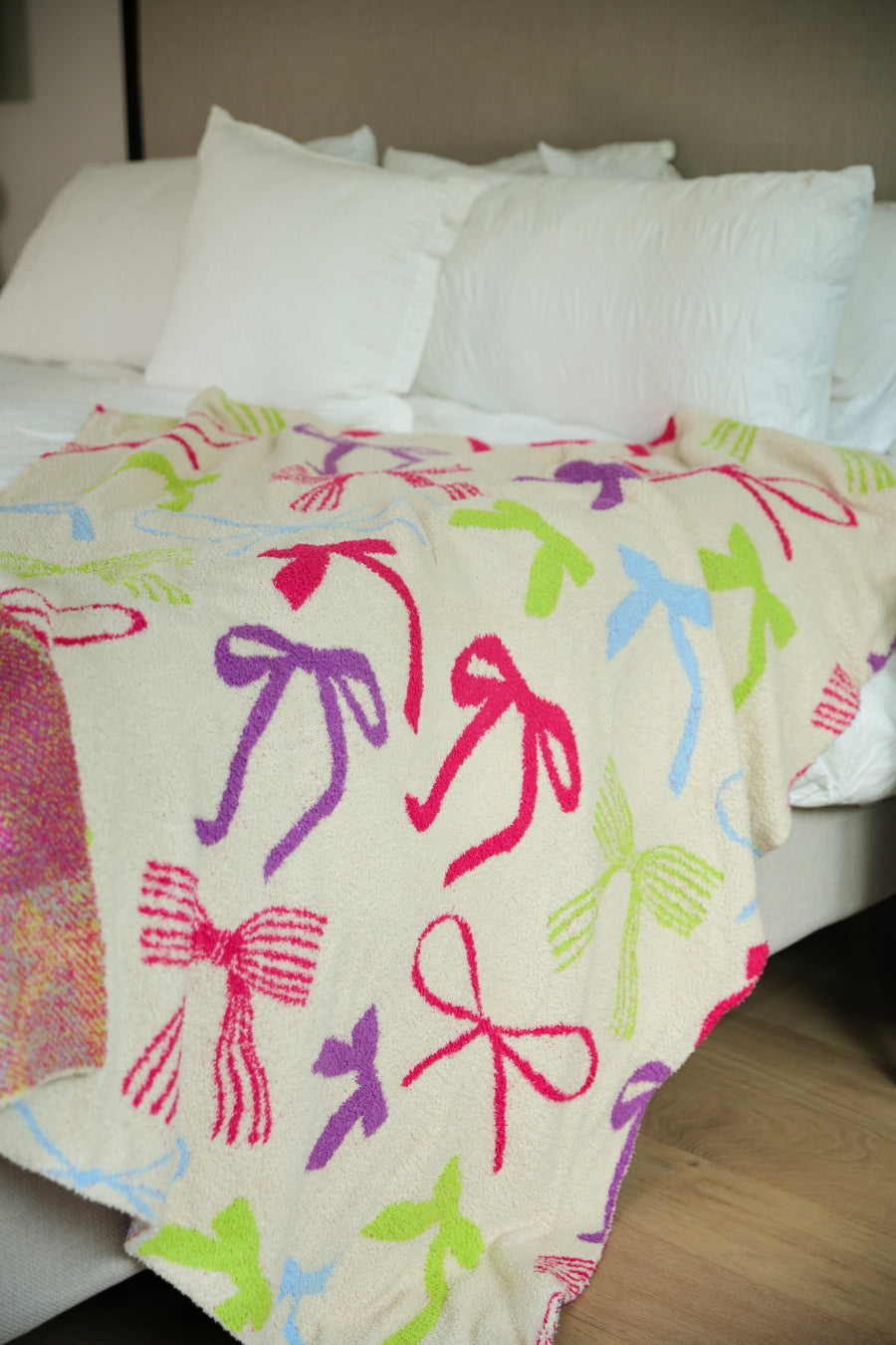 Daylight Bow LUXE Blanket